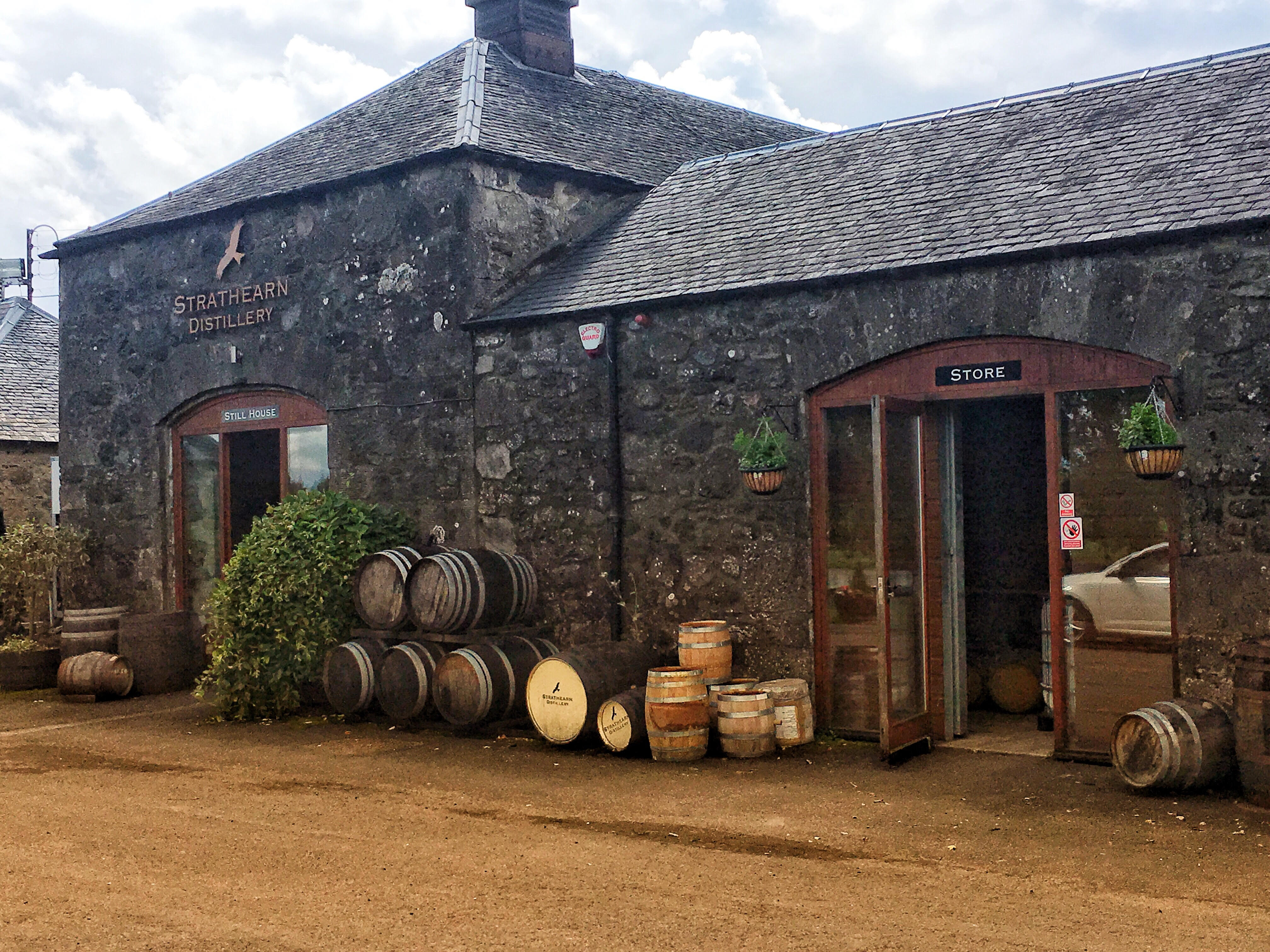 best gin distillery tours in scotland